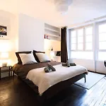 Charming Appartement In Heart Of Marais