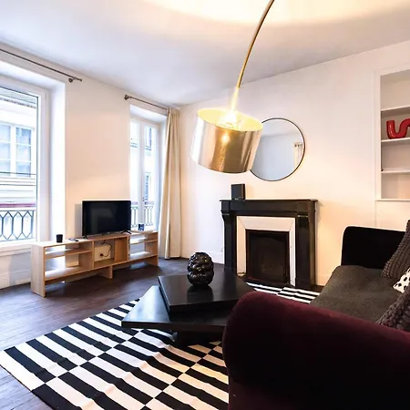Charming In Heart Of Marais Appartamento Parigi